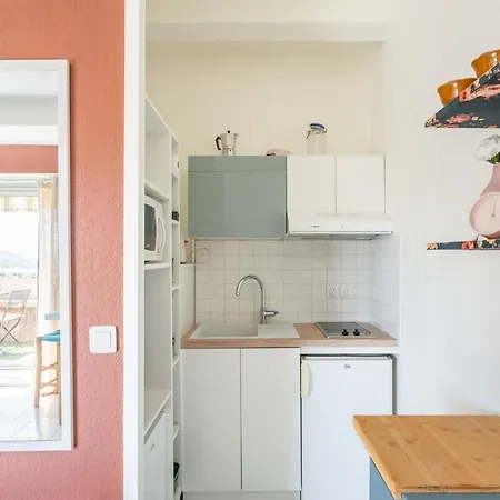 Le Neptune Apartment