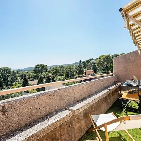 Le Neptune Apartment *
